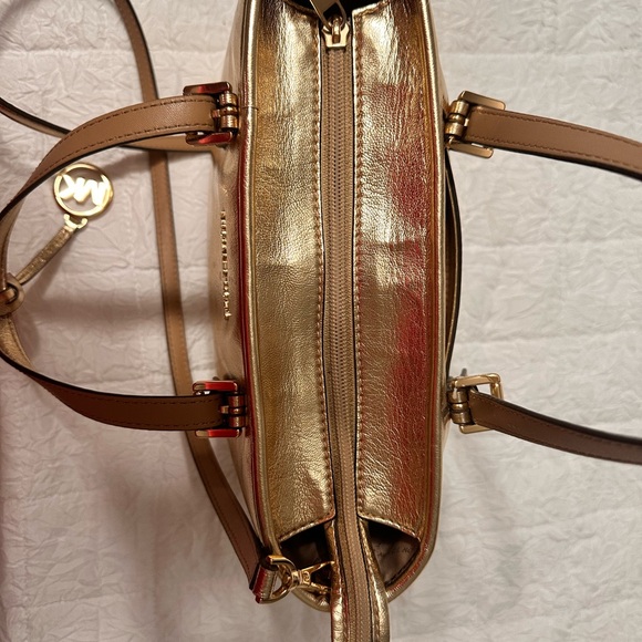 Jet set travel extra small metallic top zip tote bag. - Picture 2 of 6